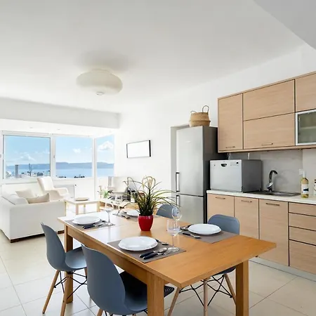 Mira Sitia Luxury Apartment Exterior photo